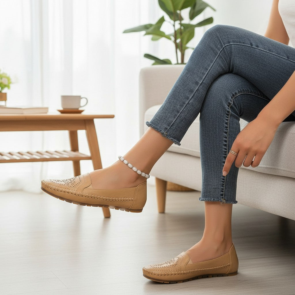 Stitching Gommino Solid Color Casual Women's Shoes
